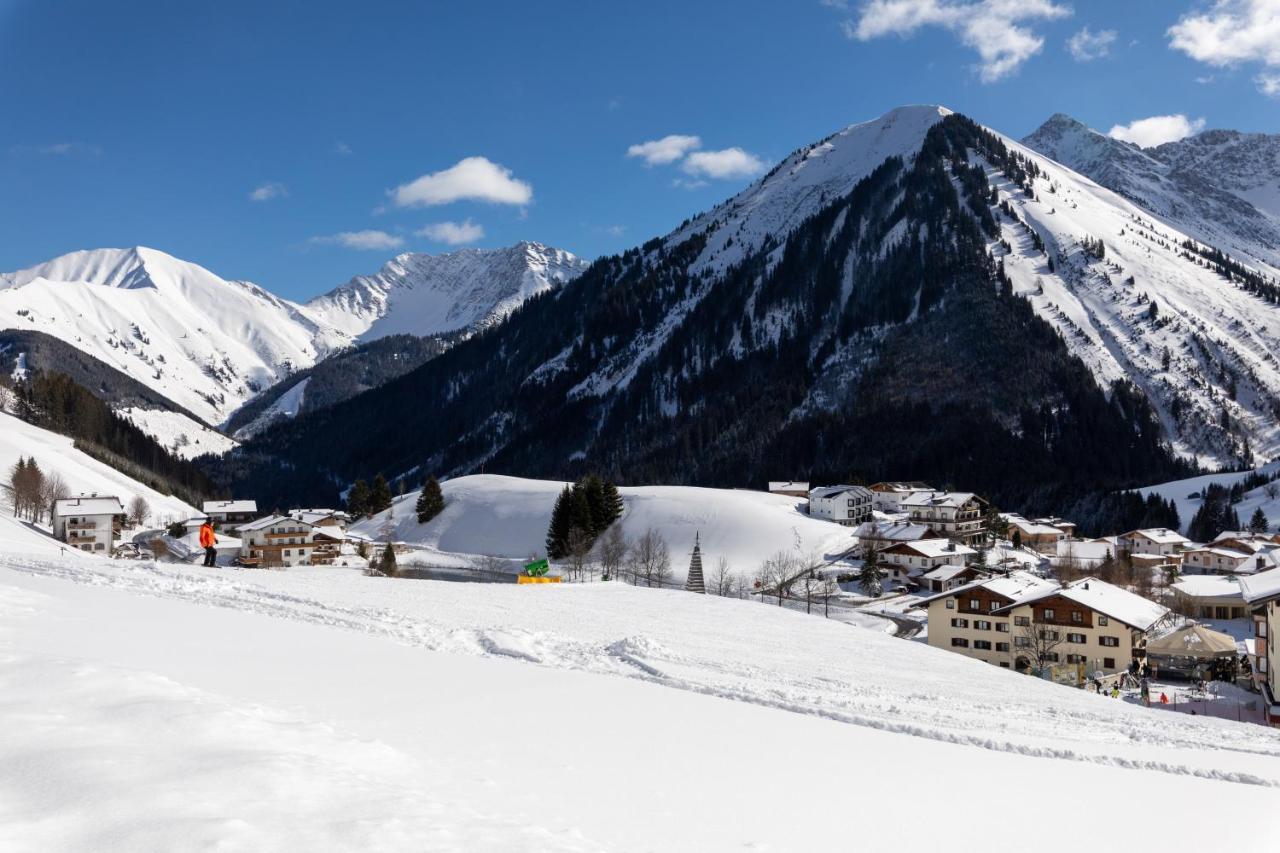 Landhaus Panorama Berwang Exterior photo